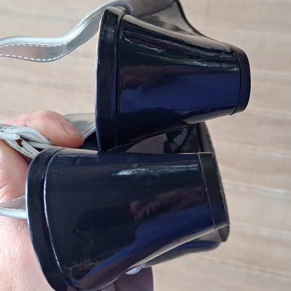 Etienne Aigner Gild Patent Leather Navy White Peep Toe Sling Back Heel Wedges - Picture 5 of 12